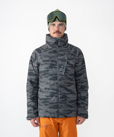 on-model image of strafe outerwear fall/winter 23/24 collection mens hayden jacket in distressed stealth camo