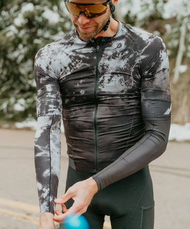 #color_blackout-tie-dye