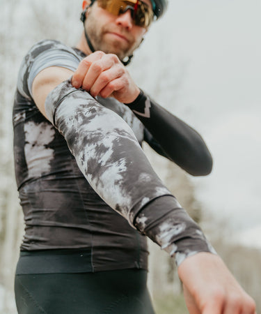 #color_blackout-tie-dye