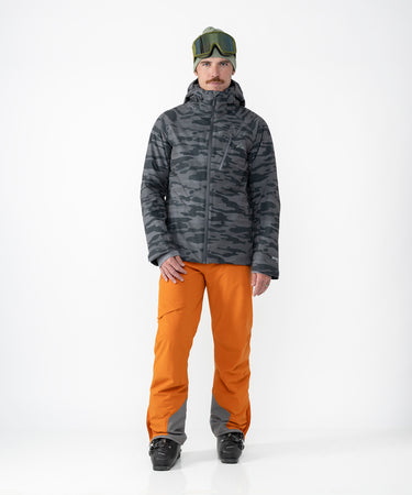 on-model image of strafe outerwear fall/winter 23/24 collection mens hayden jacket in distressed stealth camo