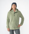 on-model image of strafe outerwear fall/winter 23/24 collection womens ajax snap fleece mid-layer in moss