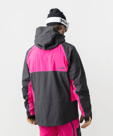 studio on-model image of strafe outerwear 2023 nomad 3l shell jacket in fuchsia color