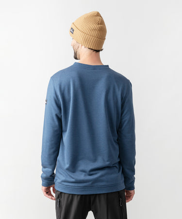 studio on-model image of strafe outerwear 2023 ms tech crew in deep navy color