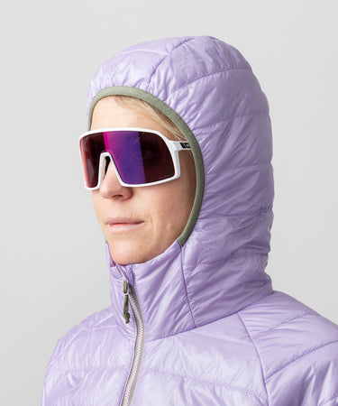 studio on-model image of strafe outerwear 2023 ws aero insulator in lavender color